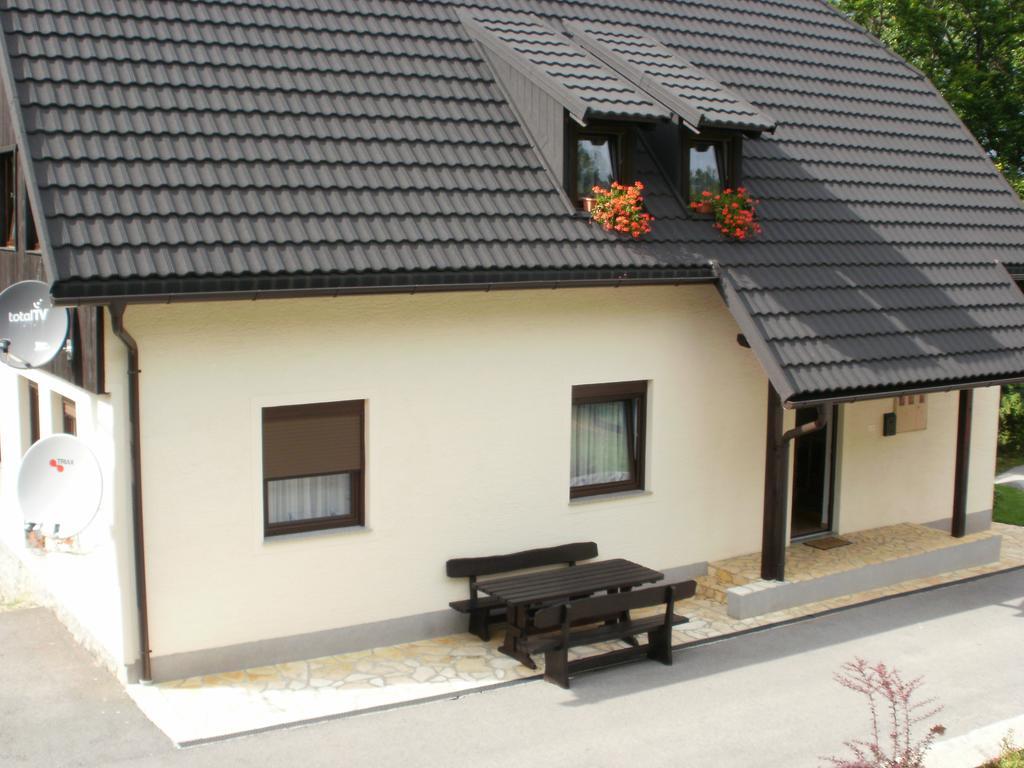 Guest House Korana Habitación foto